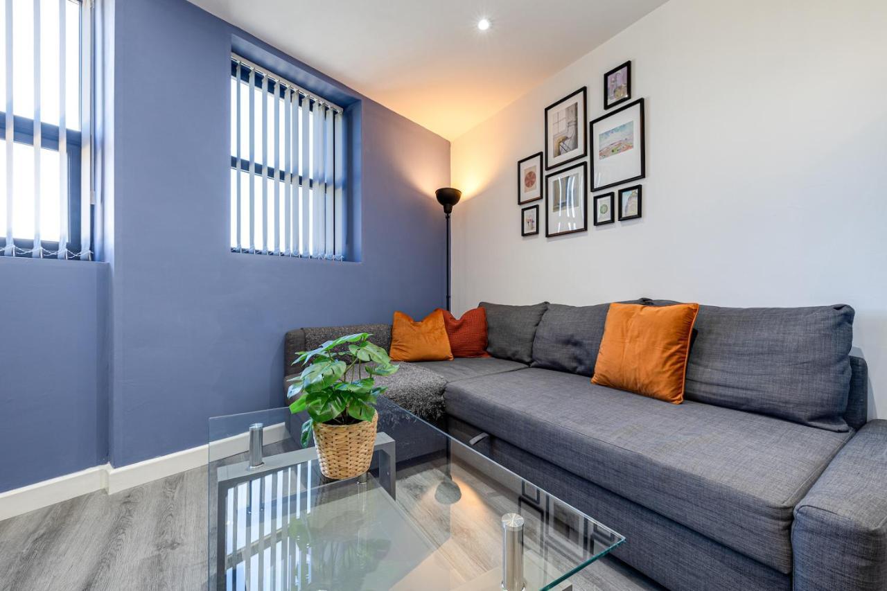 Stunning 1 Bed Apartment In The Heart Of Stockport Exterior photo